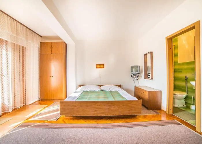 Antic 4255 بيت ضيافة