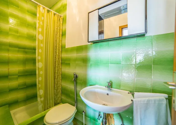 Antic 4255 بيت ضيافة 3*